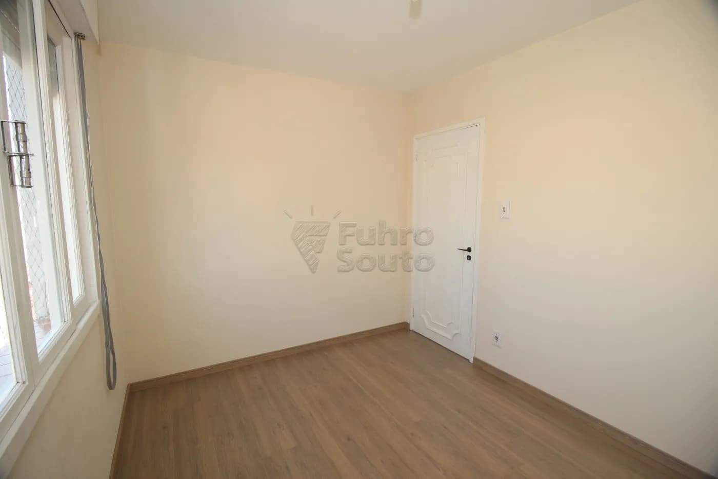 6don39-pelotas-apartamento-padrao-centro-02-08-2024_23-31-43-8.webp