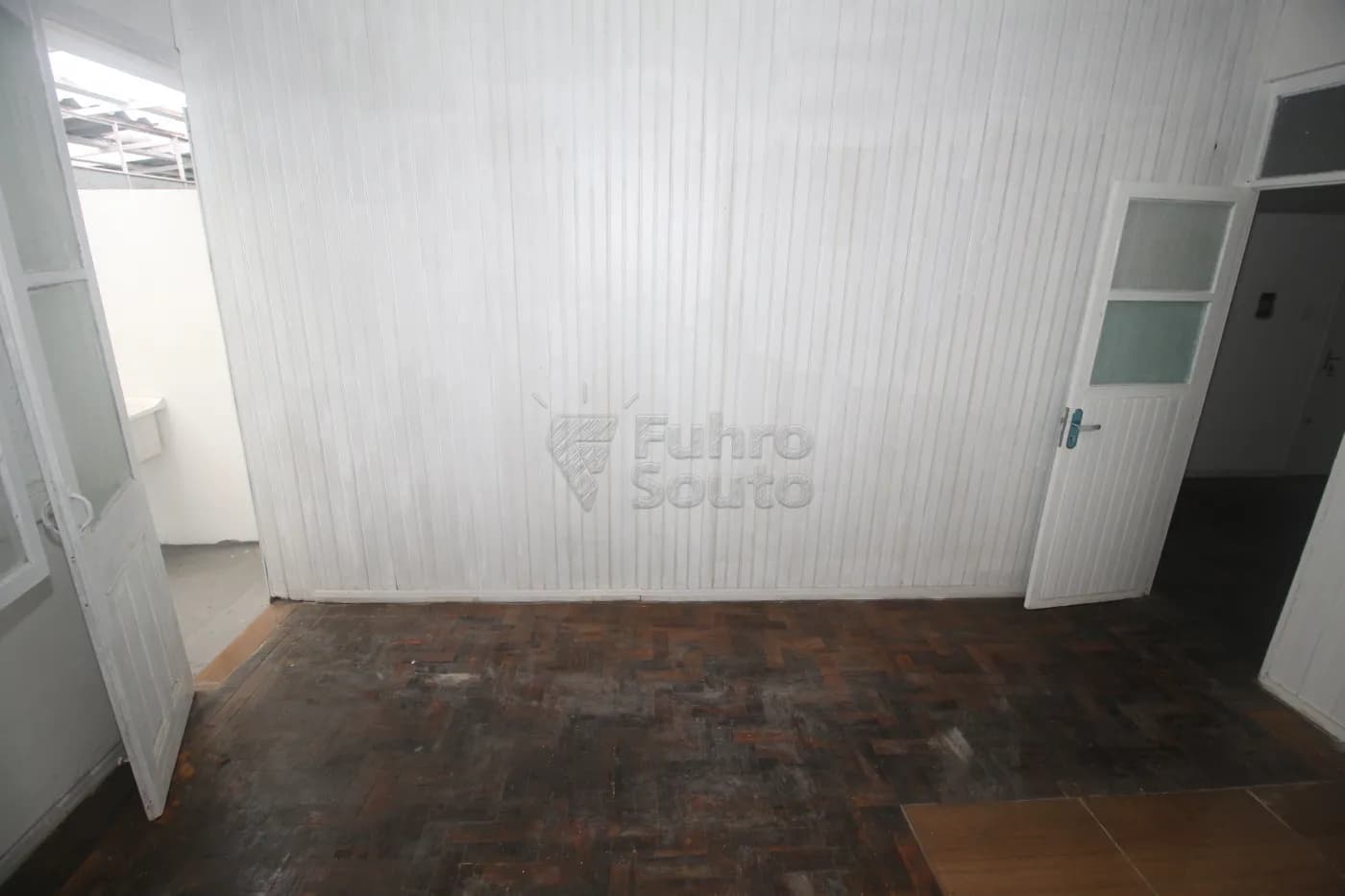 6gatqk-pelotas-apartamento-padrao-centro-20-05-2025_23-13-00-7.webp