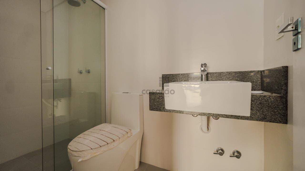 6iy0q-apartamento-2-quartos-no-pelotas-banheiro-social.jpg