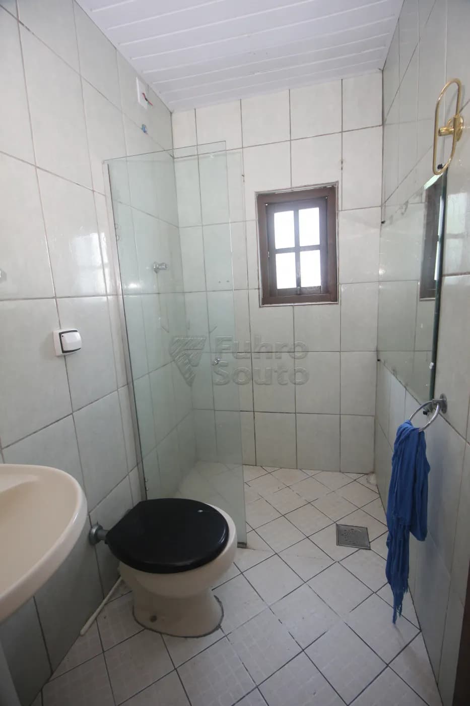 6jjxq8-pelotas-casa-padrao-centro-06-11-2025_00-55-09-39.webp