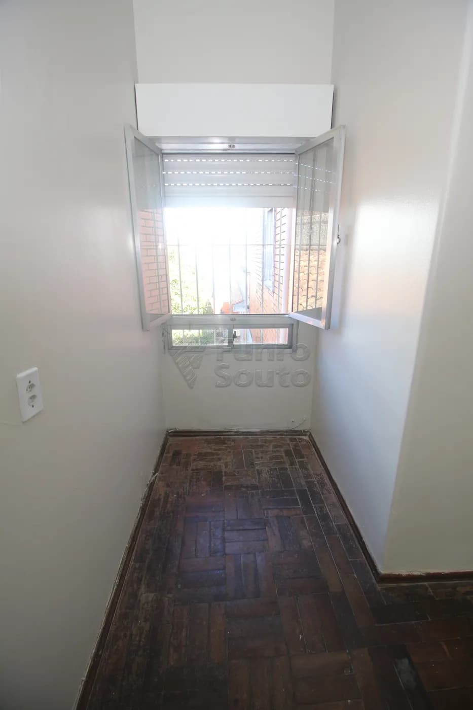 6jq9ek-pelotas-casa-padrao-centro-15-10-2025_01-10-09-24.webp