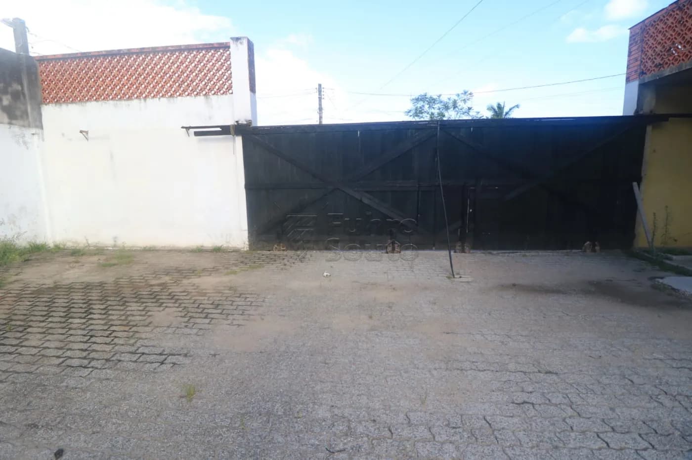 6mtuyi-pelotas-comercial-predio-tres-vendas-25-02-2026_11-57-14-699f0dca4a4bc.webp