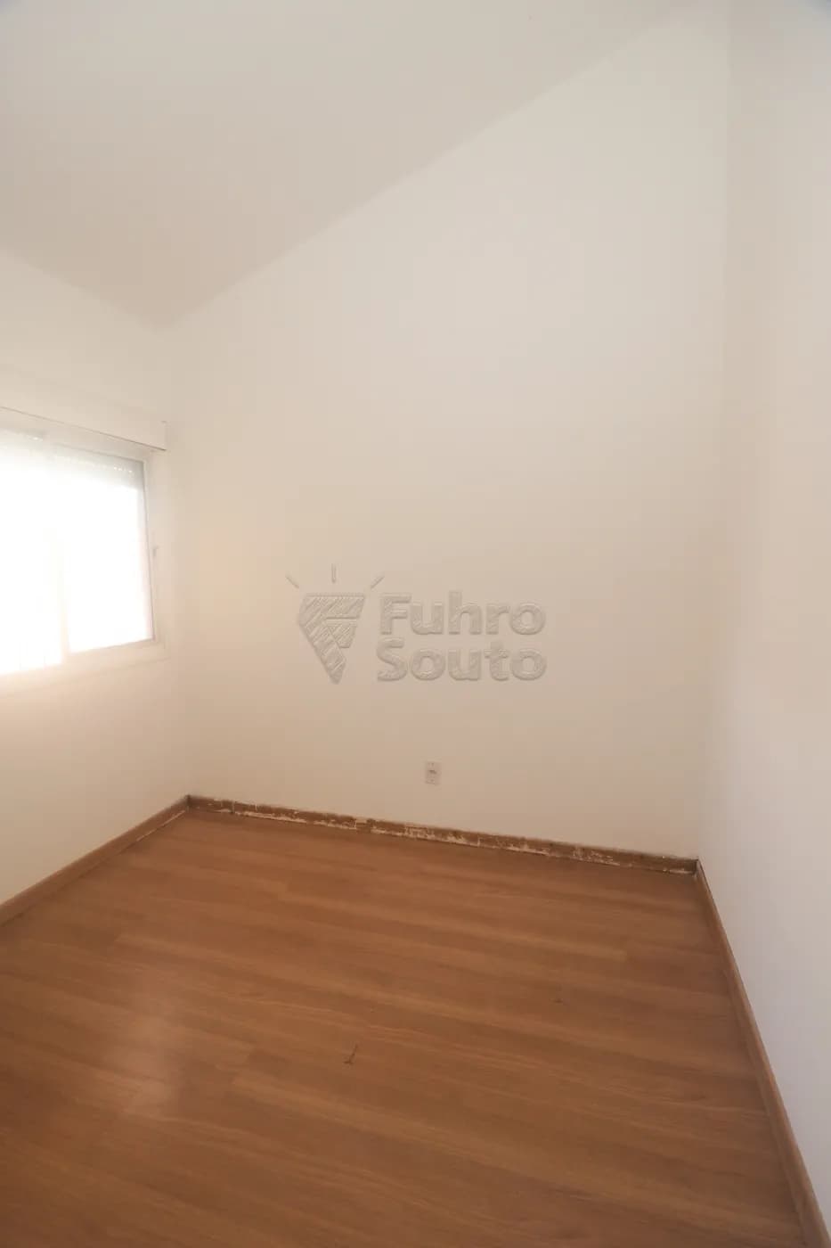 6r3jx-pelotas-apartamento-padrao-sao-goncalo-06-03-2026_22-30-14-69ab7fa6e4e8f.webp