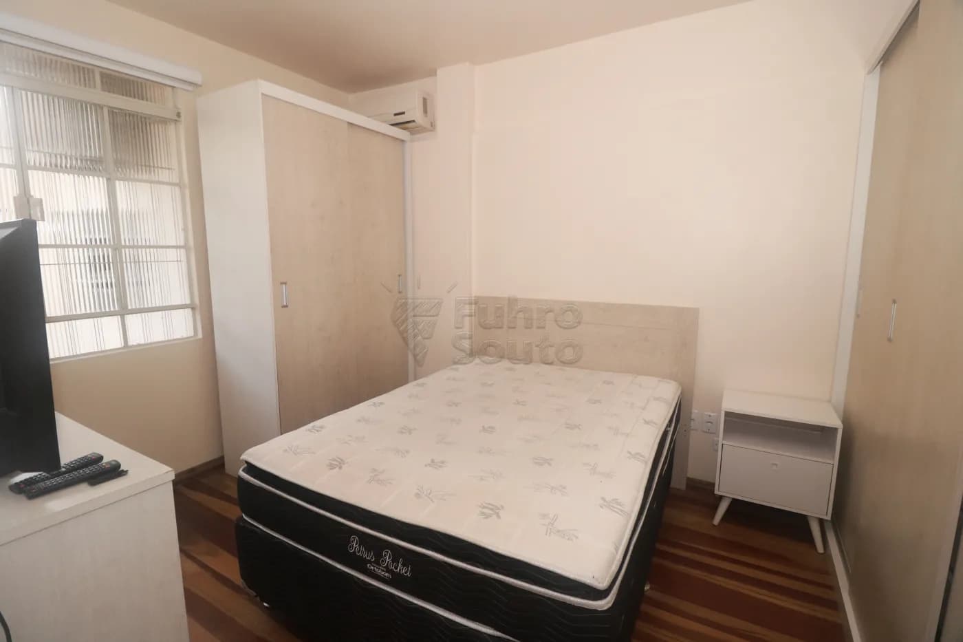 6r8da7-pelotas-apartamento-fora-de-condominio-centro-06-05-2026_23-17-35-69fbf63f0d8a0.webp