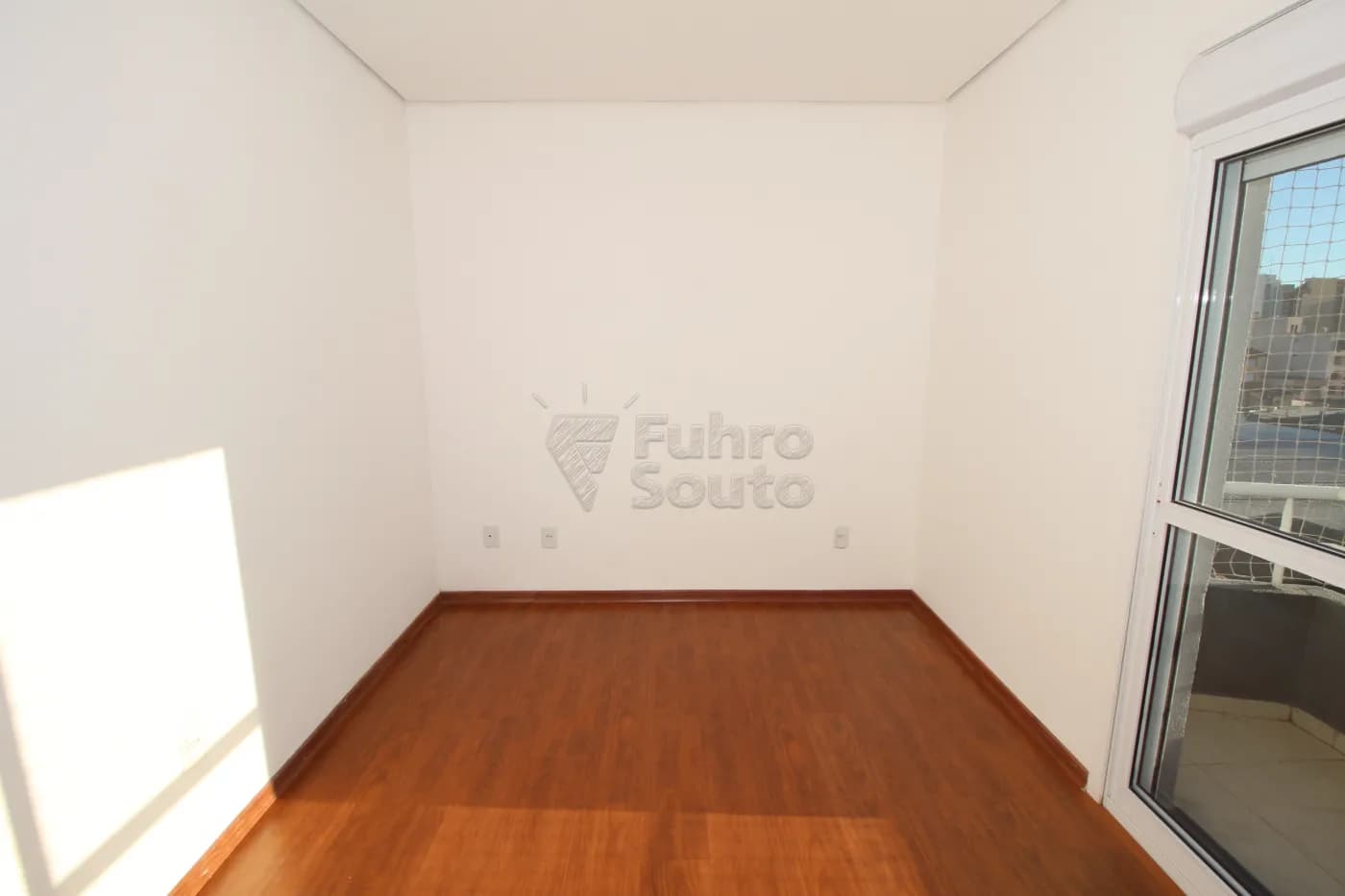 6rccmm-pelotas-apartamento-padrao-centro-18-04-2024_23-56-39-7.webp
