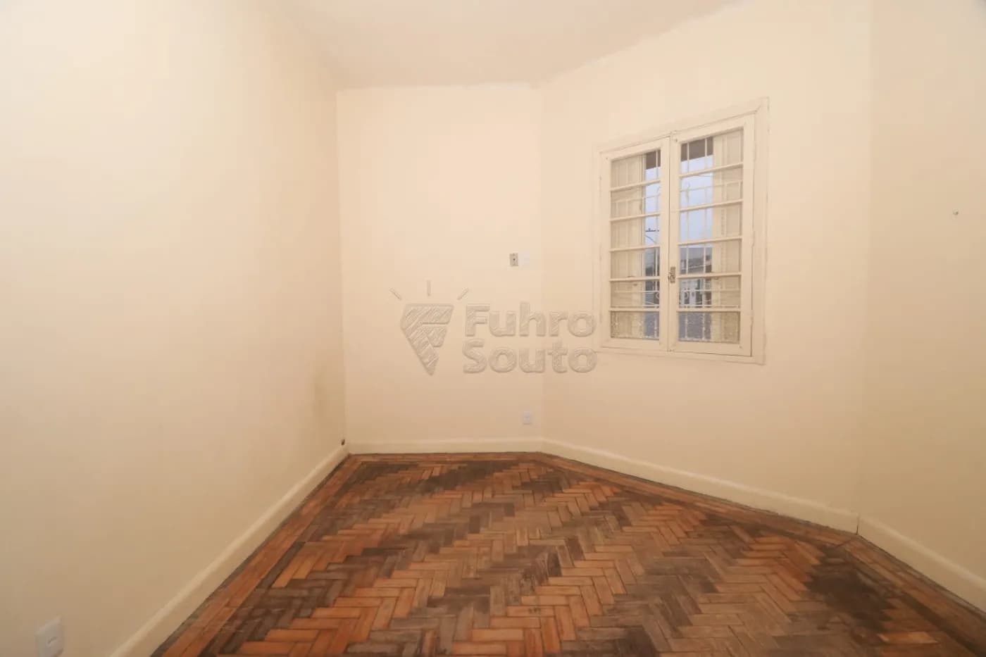 6t7cog-pelotas-casa-padrao-centro-22-04-2026_10-18-35-69e8caab5e80d.webp