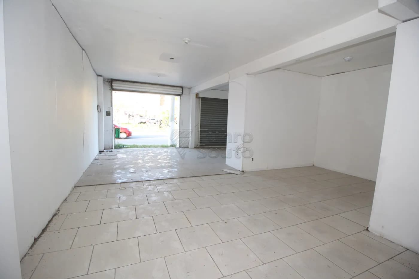 6v7g3i-pelotas-comercial-sala-em-condominio-fragata-14-02-2025_00-57-17-10.webp