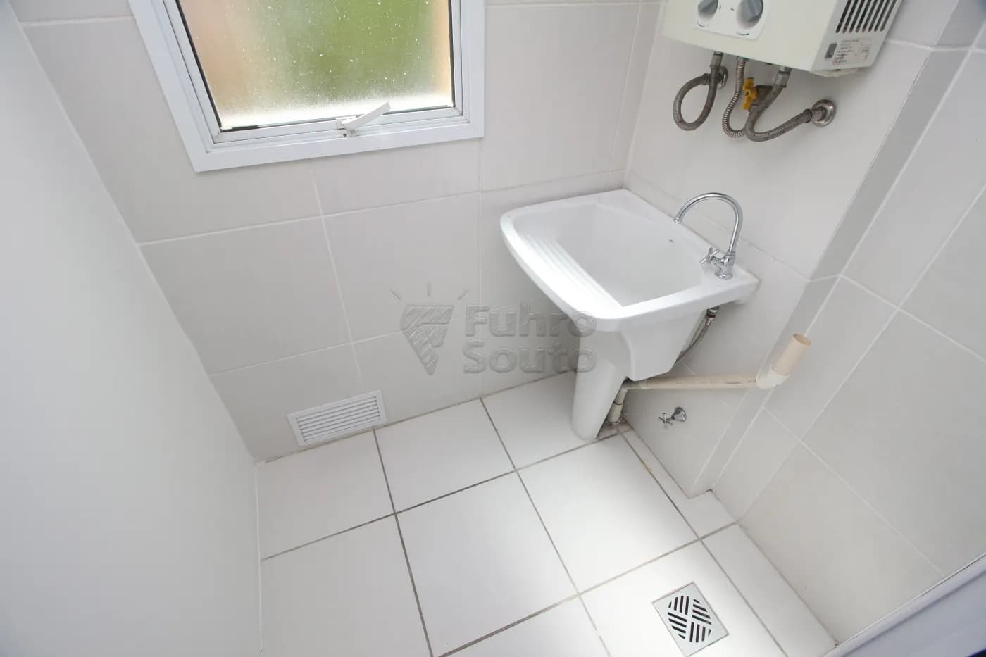 6x33kf-pelotas-apartamento-padrao-centro-09-01-2025_02-33-27-9.webp