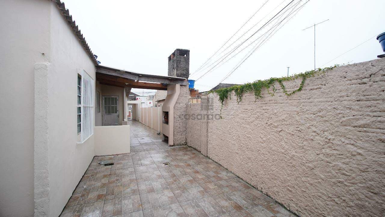 6xdn1-casa-comercial-3-quartos-no-pelotas-patio.jpg