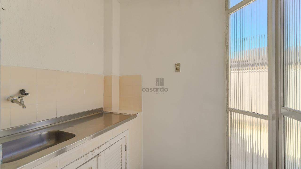 72bke5-apartamento-3-quartos-no-pelotas-area-de-servico-da-churrasqueira.jpg