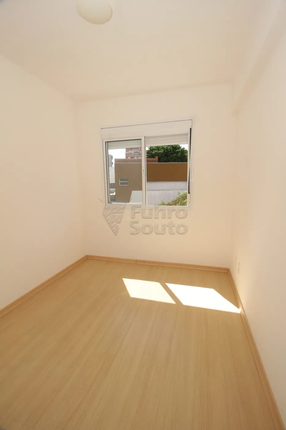 73mgg8-pelotas-apartamento-padrao-centro-09-01-2025_02-33-29-11.webp