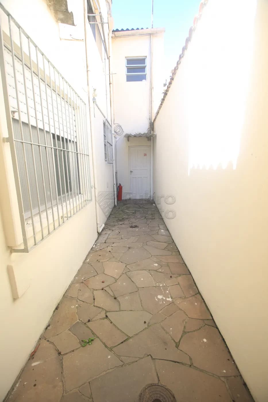 7e7som-pelotas-casa-padrao-centro-04-11-2025_01-03-59-37.webp