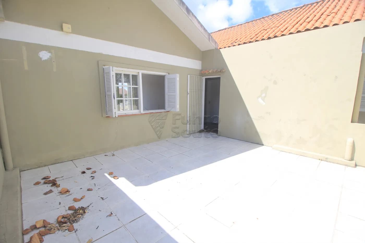 7f9s4m-pelotas-casa-padrao-centro-12-01-2025_03-34-42-32.webp
