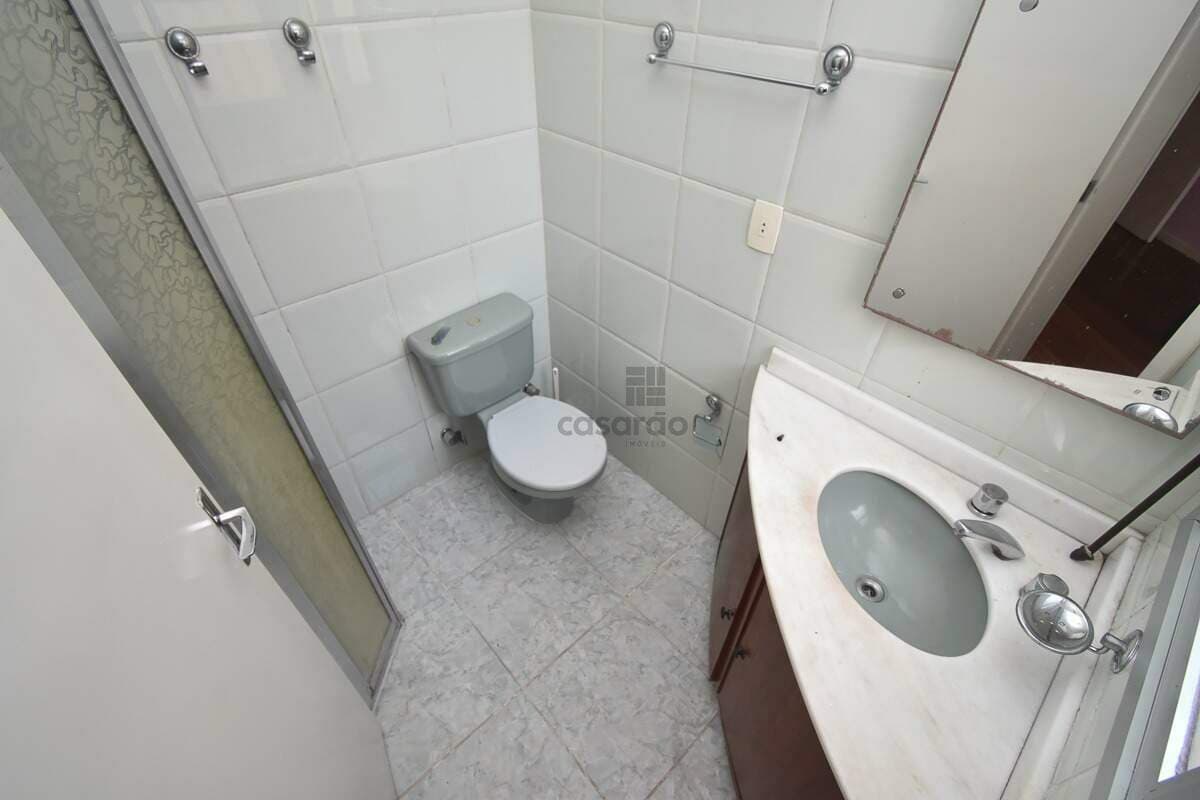 7fcdy-casa-comercial-8-quartos-no-pelotas-banheiro-social-2.jpg