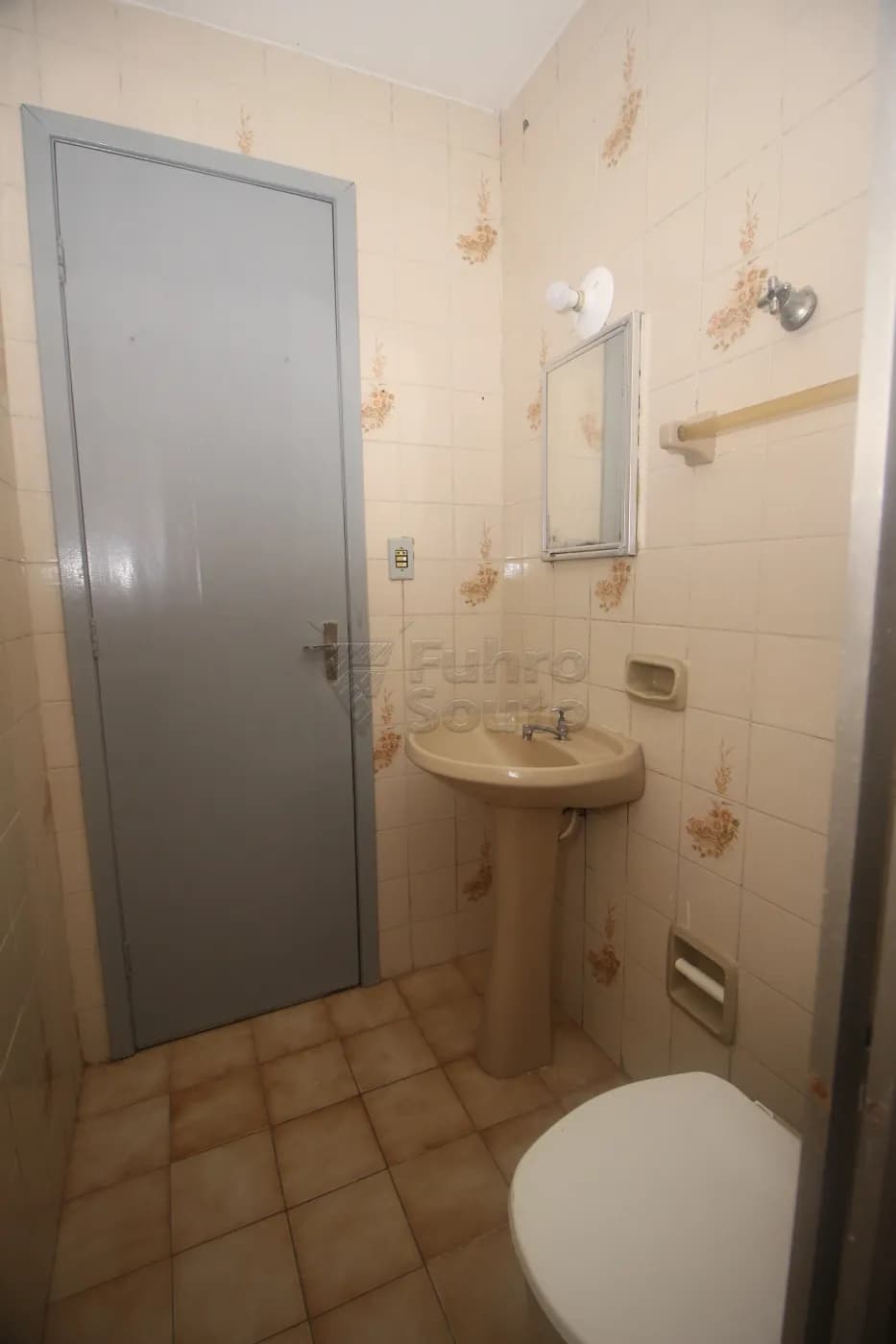 7gdk5q-pelotas-apartamento-kitinete-centro-12-02-2025_22-44-53-8.webp