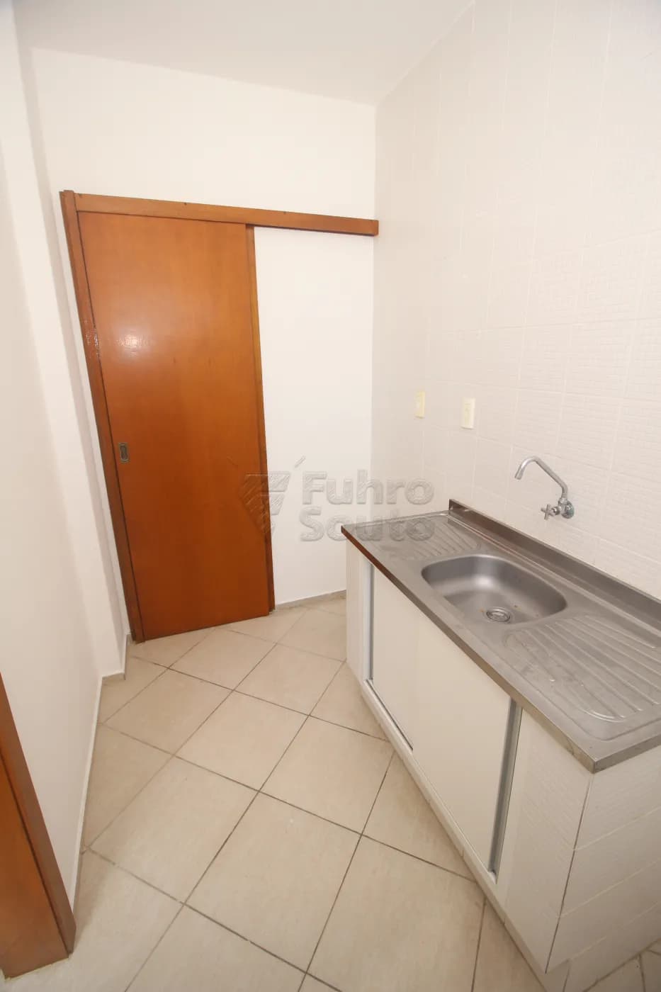7ibson-pelotas-apartamento-padrao-centro-27-10-2025_22-36-23-17.webp