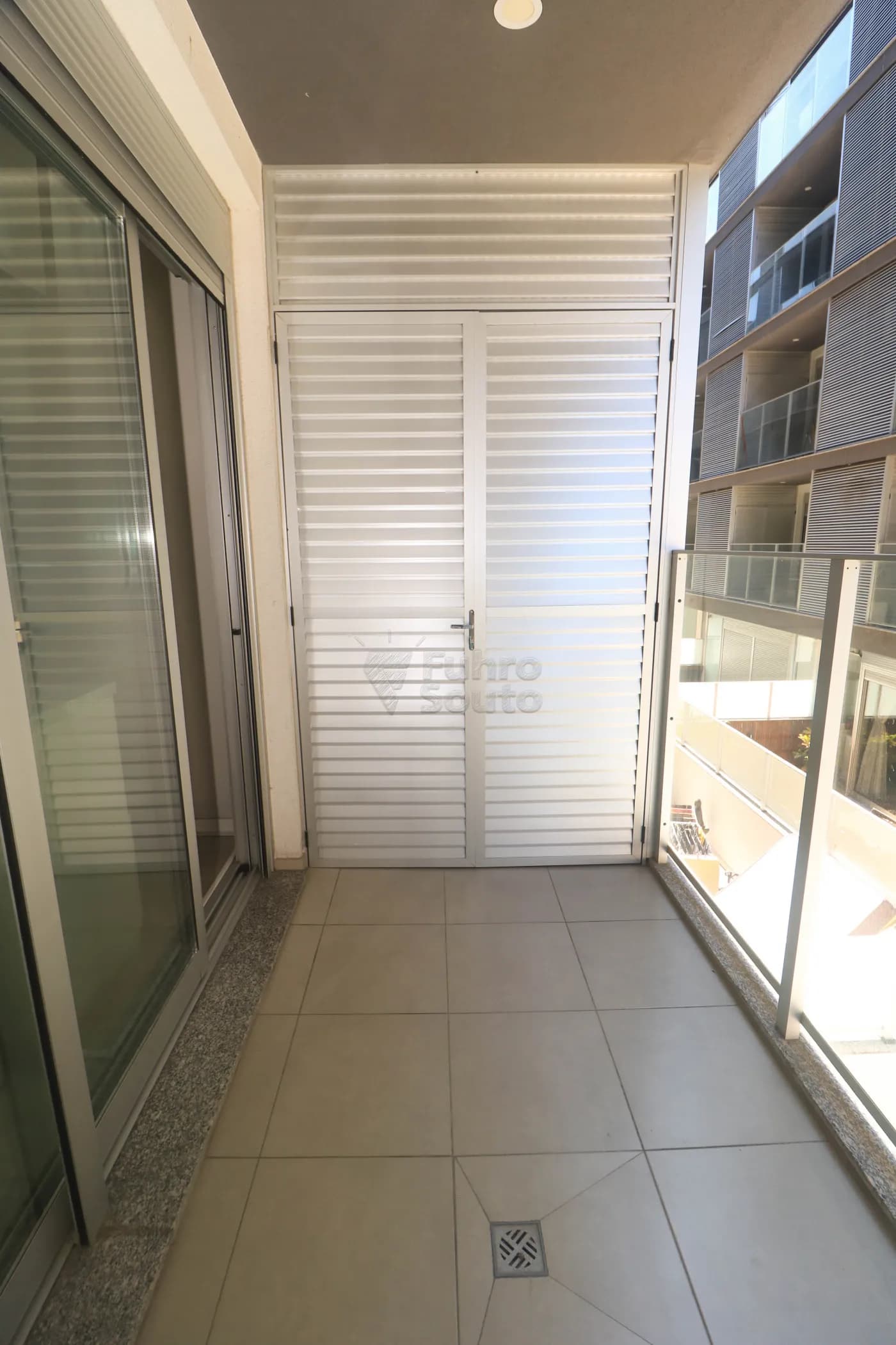 7lmw9-pelotas-apartamento-loft--studio-centro-12-02-2026_00-50-20-698d4dfc6bd3a.webp