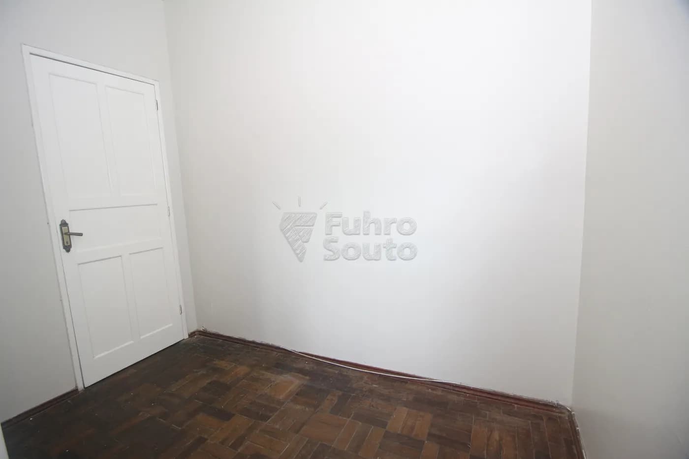 7oikg2-pelotas-casa-padrao-centro-15-10-2025_01-10-10-25.webp