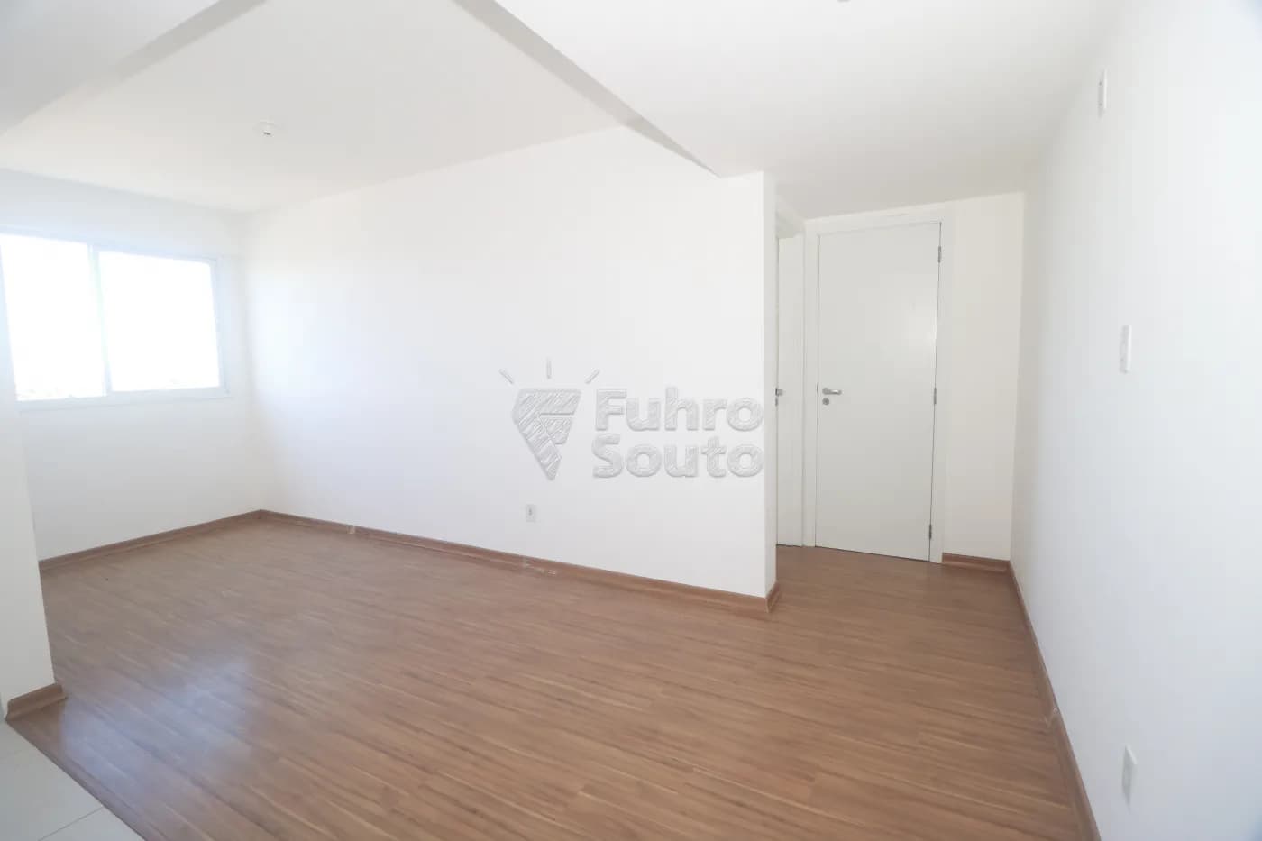 7sokea-pelotas-apartamento-padrao-centro-22-05-2026_14-07-45-6a108d61d6385.webp