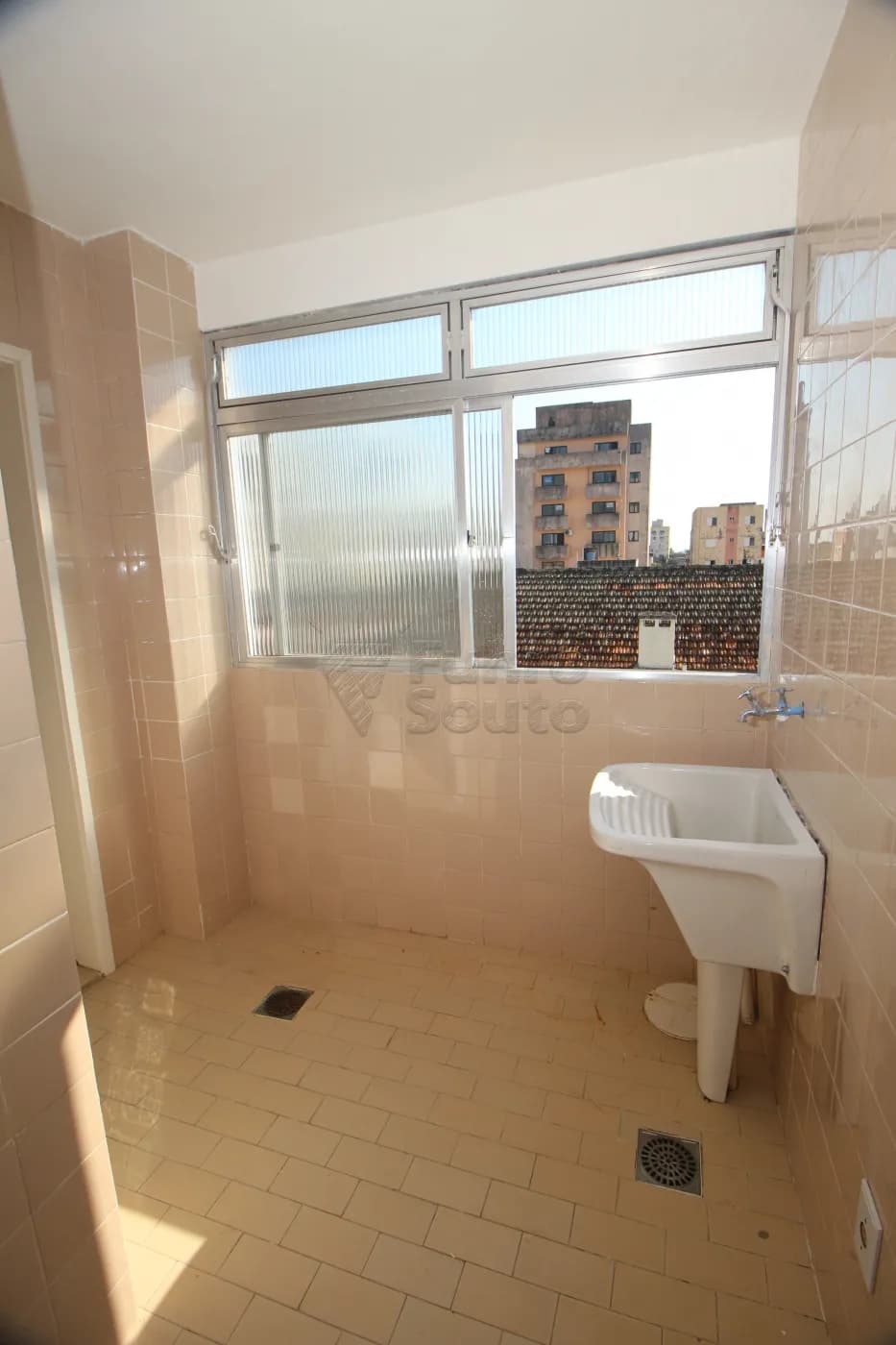 7y37z-pelotas-apartamento-padrao-centro-02-08-2024_23-32-00-26.webp