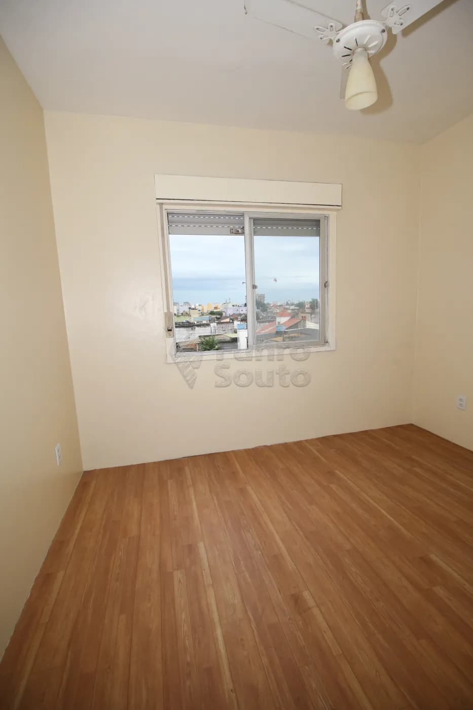 819ygr-pelotas-apartamento-padrao-centro-19-06-2024_23-45-01-5.webp