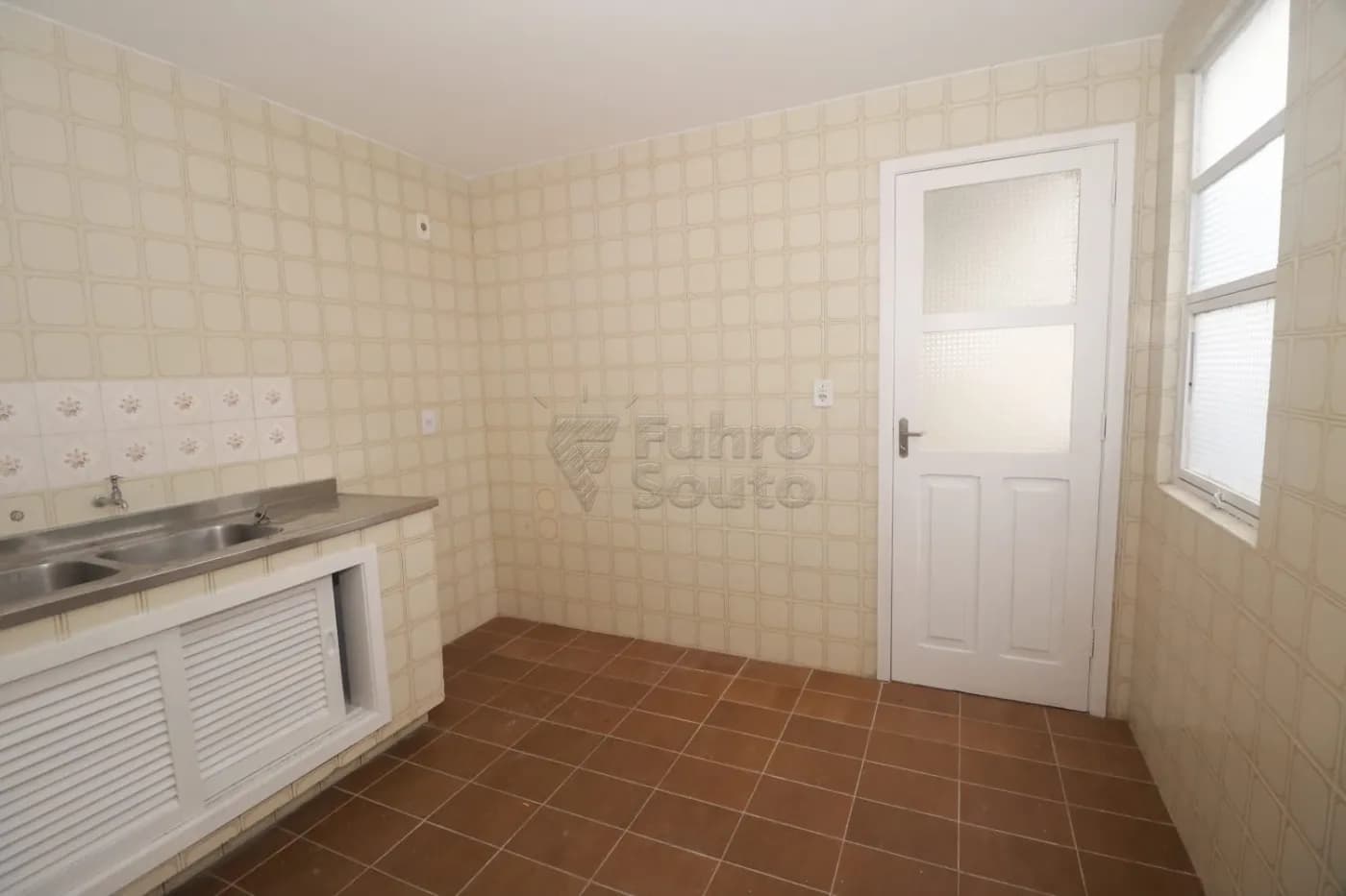 82naxk-pelotas-apartamento-padrao-centro-21-05-2026_18-00-25-6a0f72695a820.webp