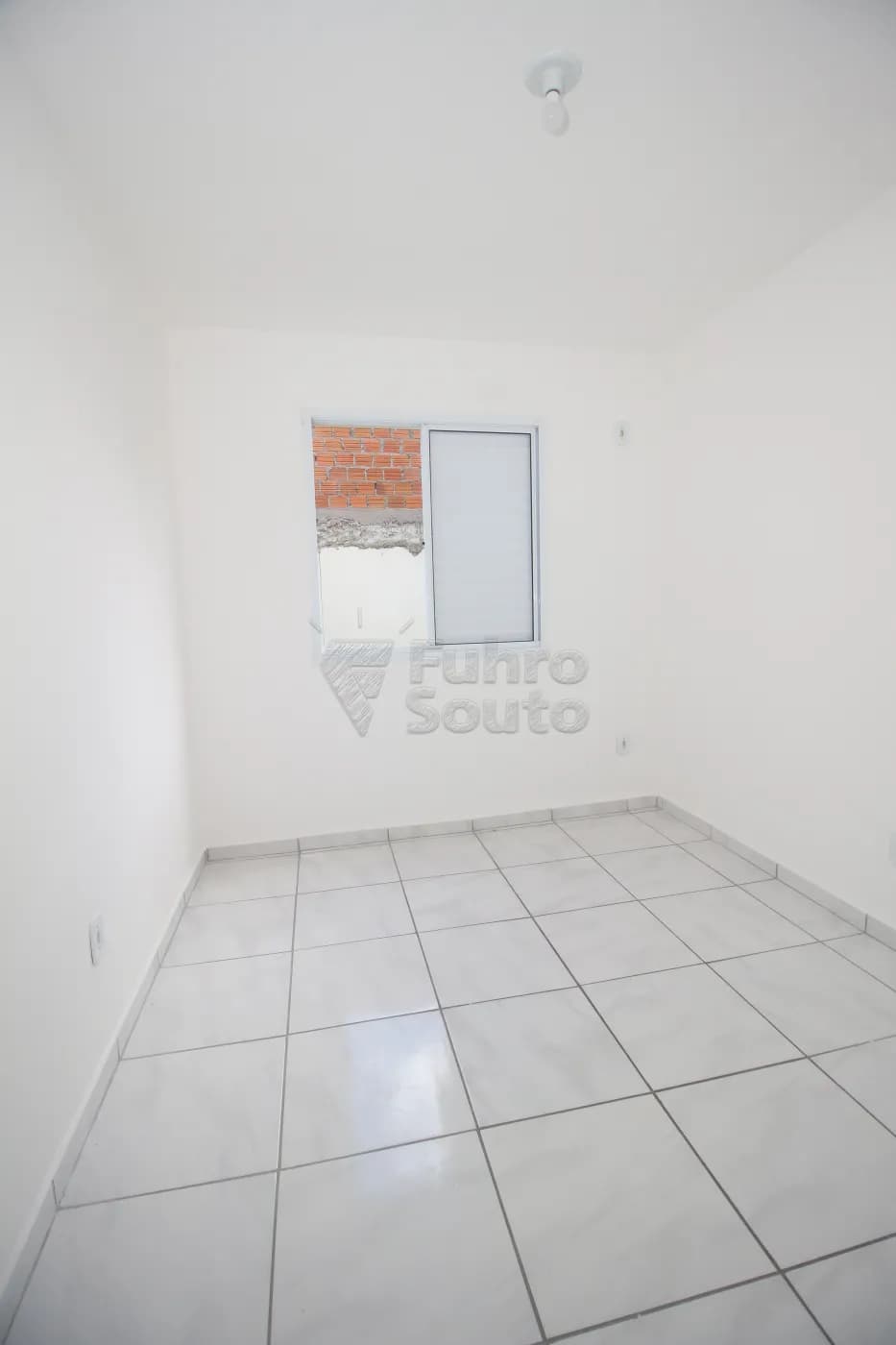 8ajo9f-pelotas-apartamento-padrao-fragata-17-06-2025_22-30-08-18.webp