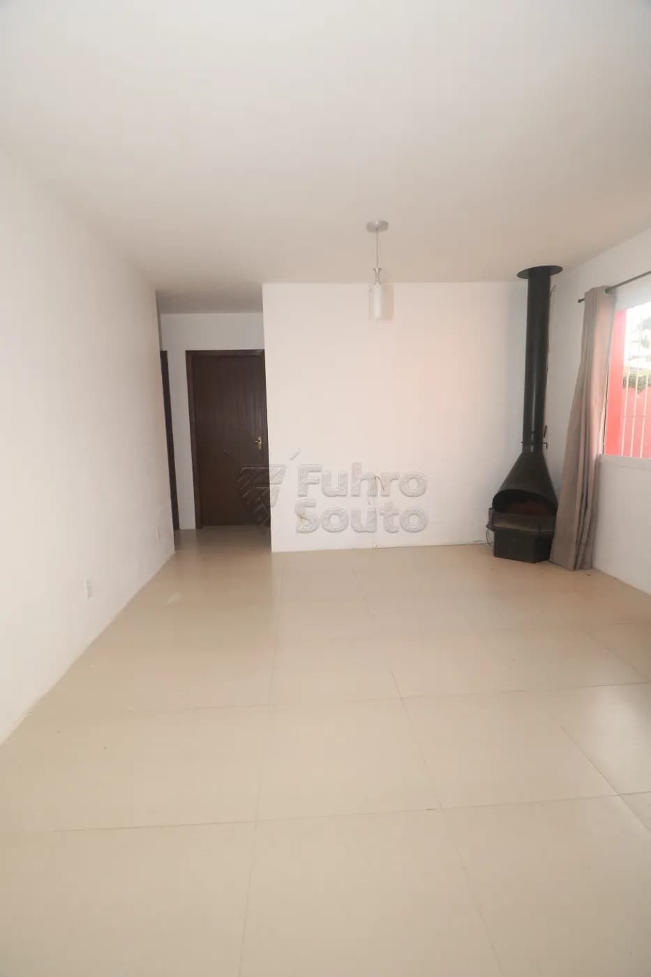 8av8mi-pelotas-casa-padrao-laranjal-24-05-2026_21-58-27-6a139eb32057d.webp