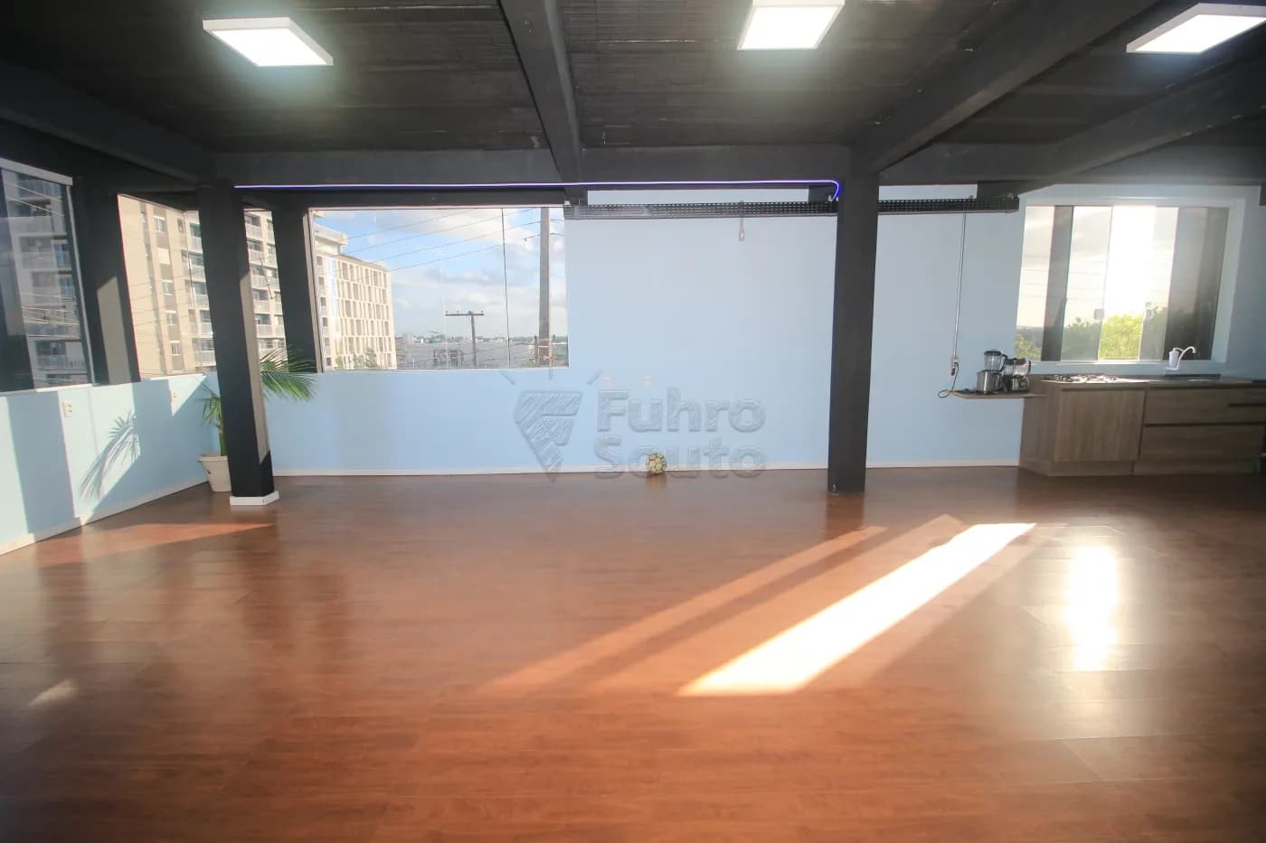 8fvm1-pelotas-comercial-sala-fora-de-condominio-tres-vendas-06-11-2025_02-46-15-5.webp