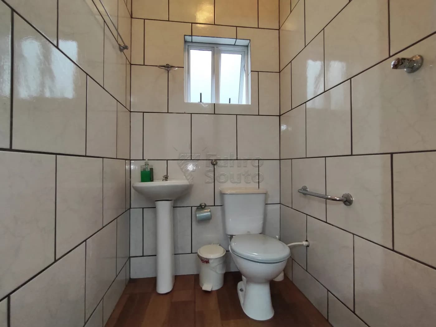 8i8t03-pelotas-apartamento-fora-de-condominio-centro-26-06-2024_16-06-14-11.webp