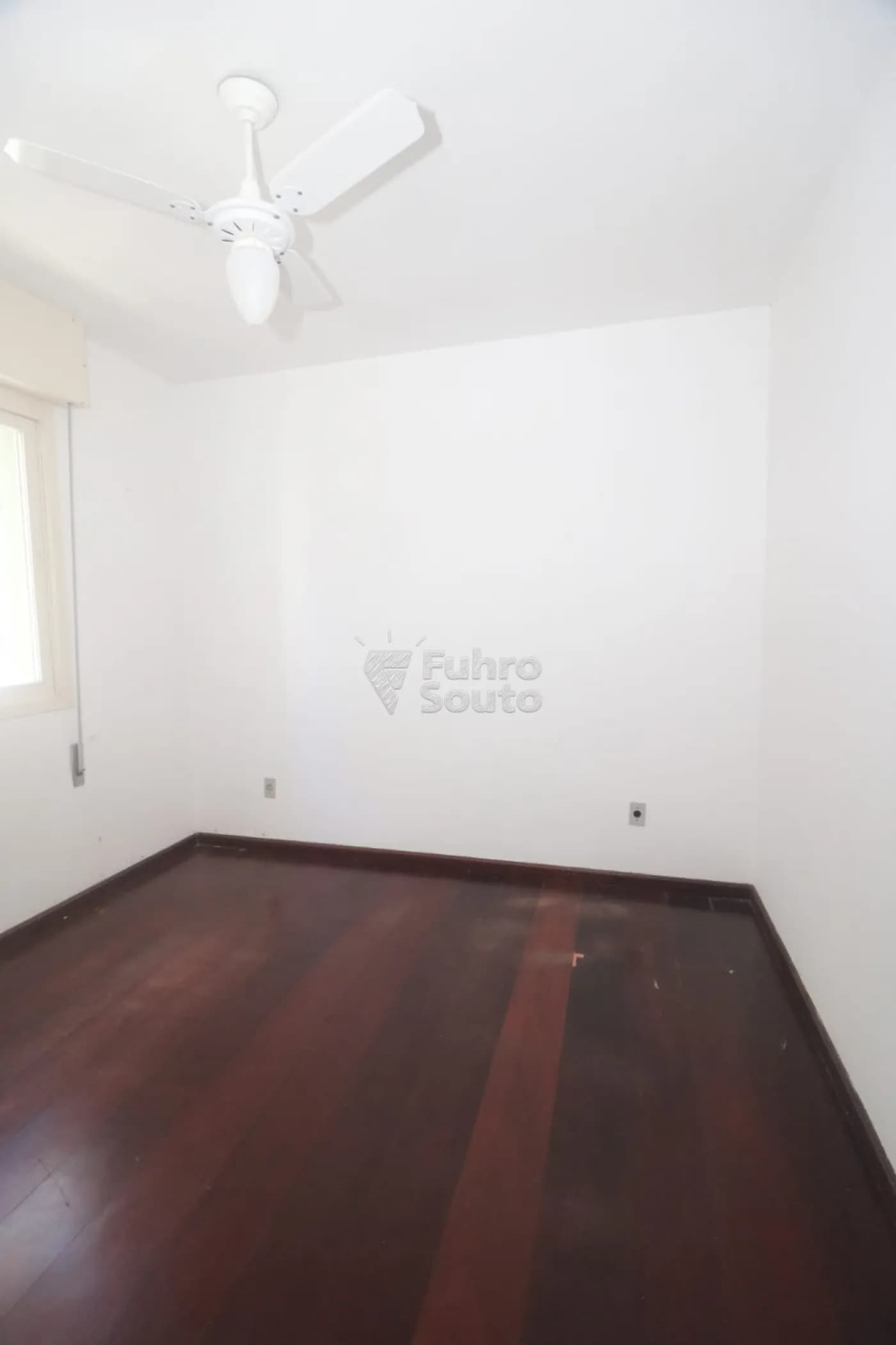 8kgafh-pelotas-apartamento-padrao-centro-04-03-2026_10-14-54-69a8304e6ac2b.webp