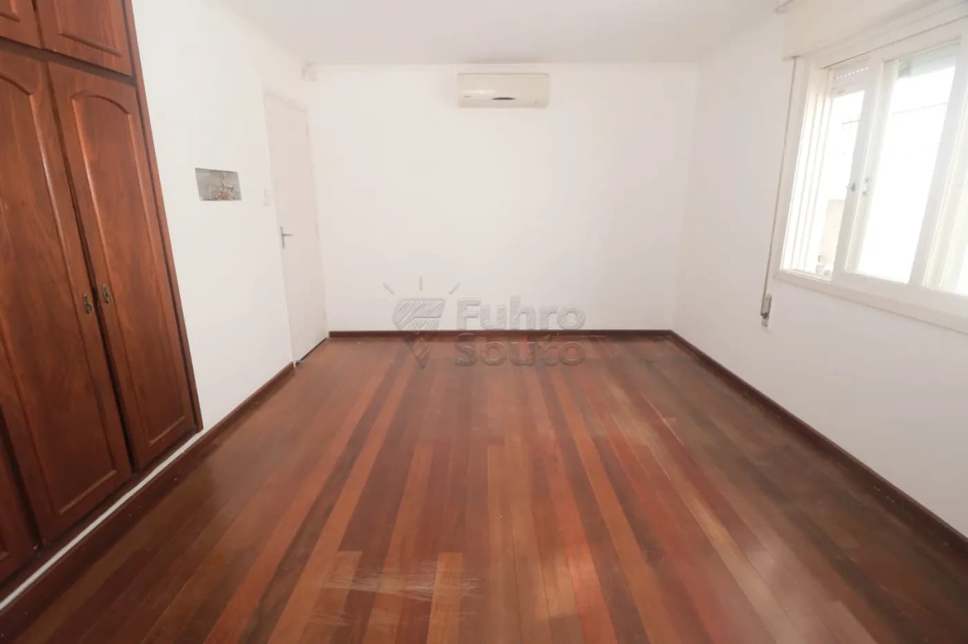 8niegj-pelotas-casa-padrao-centro-03-03-2026_13-53-48-69a7121c66b19.webp
