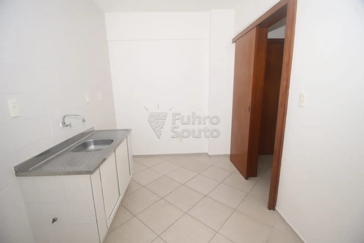 8qfn68-pelotas-apartamento-padrao-centro-15-07-2025_16-29-38-10.webp
