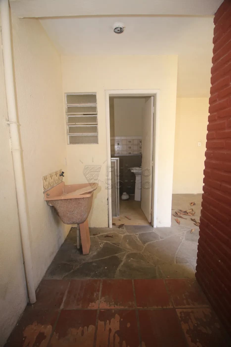 8qsij-pelotas-casa-padrao-centro-04-11-2025_01-03-57-35.webp