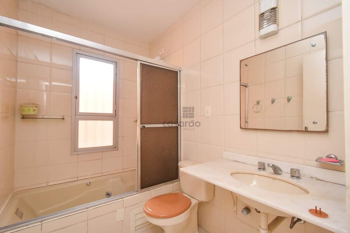 8r08ss-casa-comercial-8-quartos-no-pelotas-banheiro-social-3.jpg