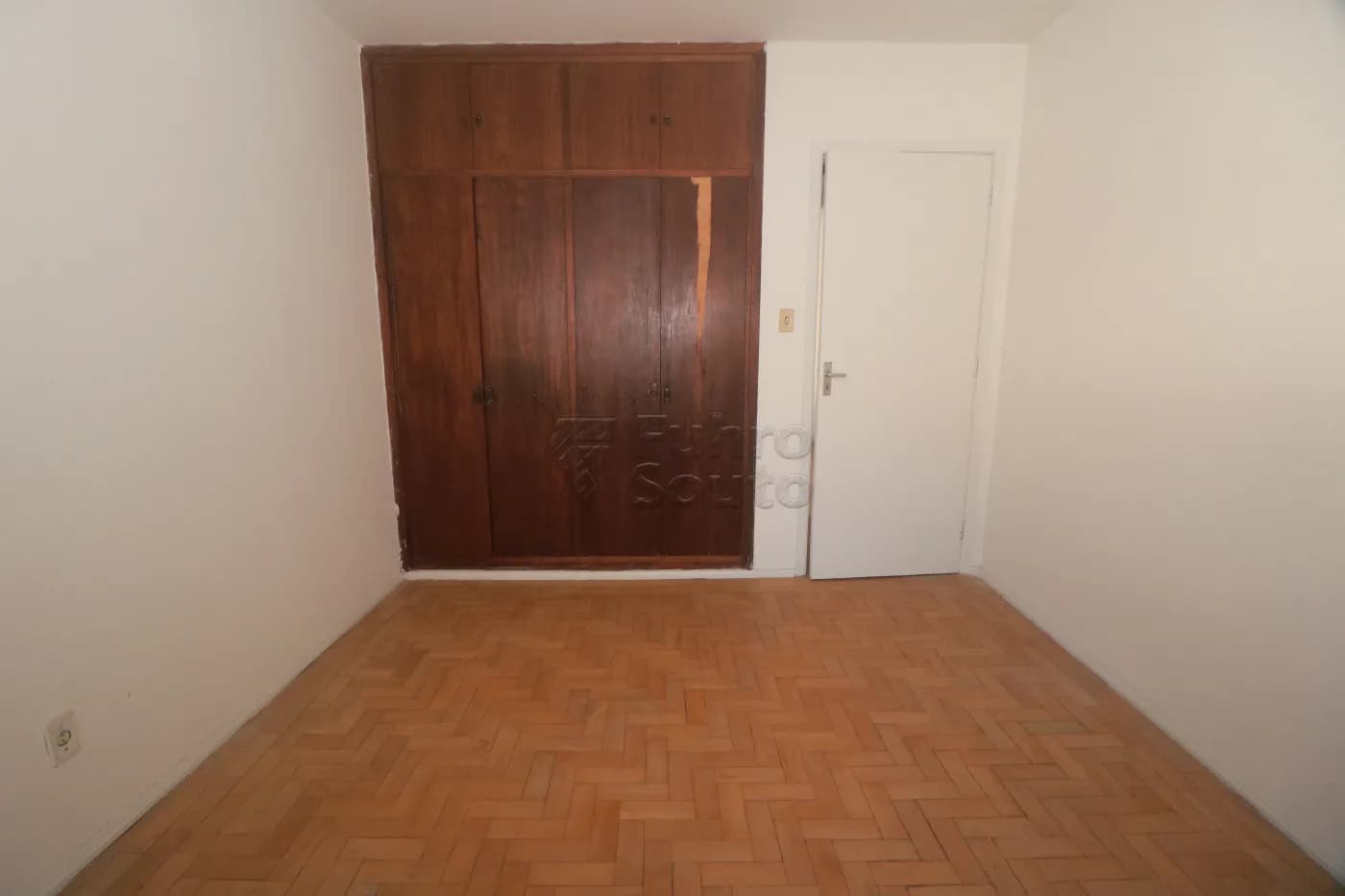 8rgg8m-pelotas-apartamento-padrao-centro-26-06-2026_19-48-34-6a3f01c29606a.webp
