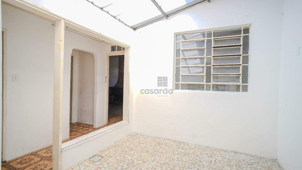8soq-casa-comercial-4-quartos-no-pelotas-area-de-luz.jpg