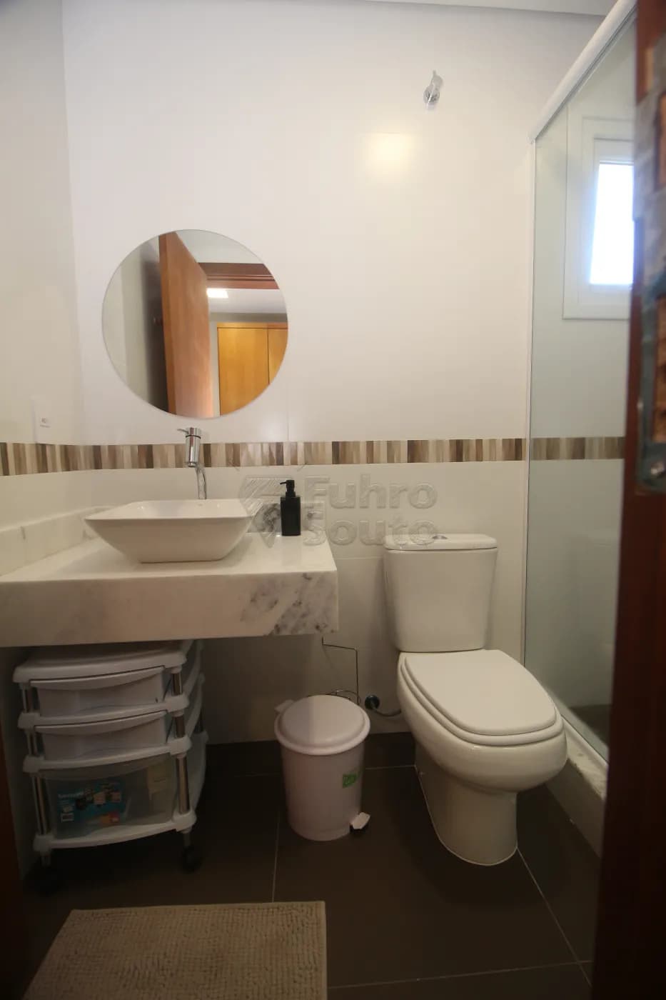 8vnf06-pelotas-casa-condominio-laranjal-14-06-2025_01-08-23-29.webp