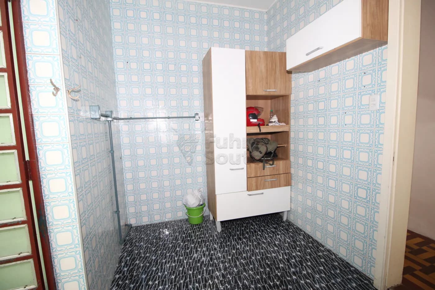 8vy1j-pelotas-casa-padrao-centro-04-05-2024_23-00-06-14.webp