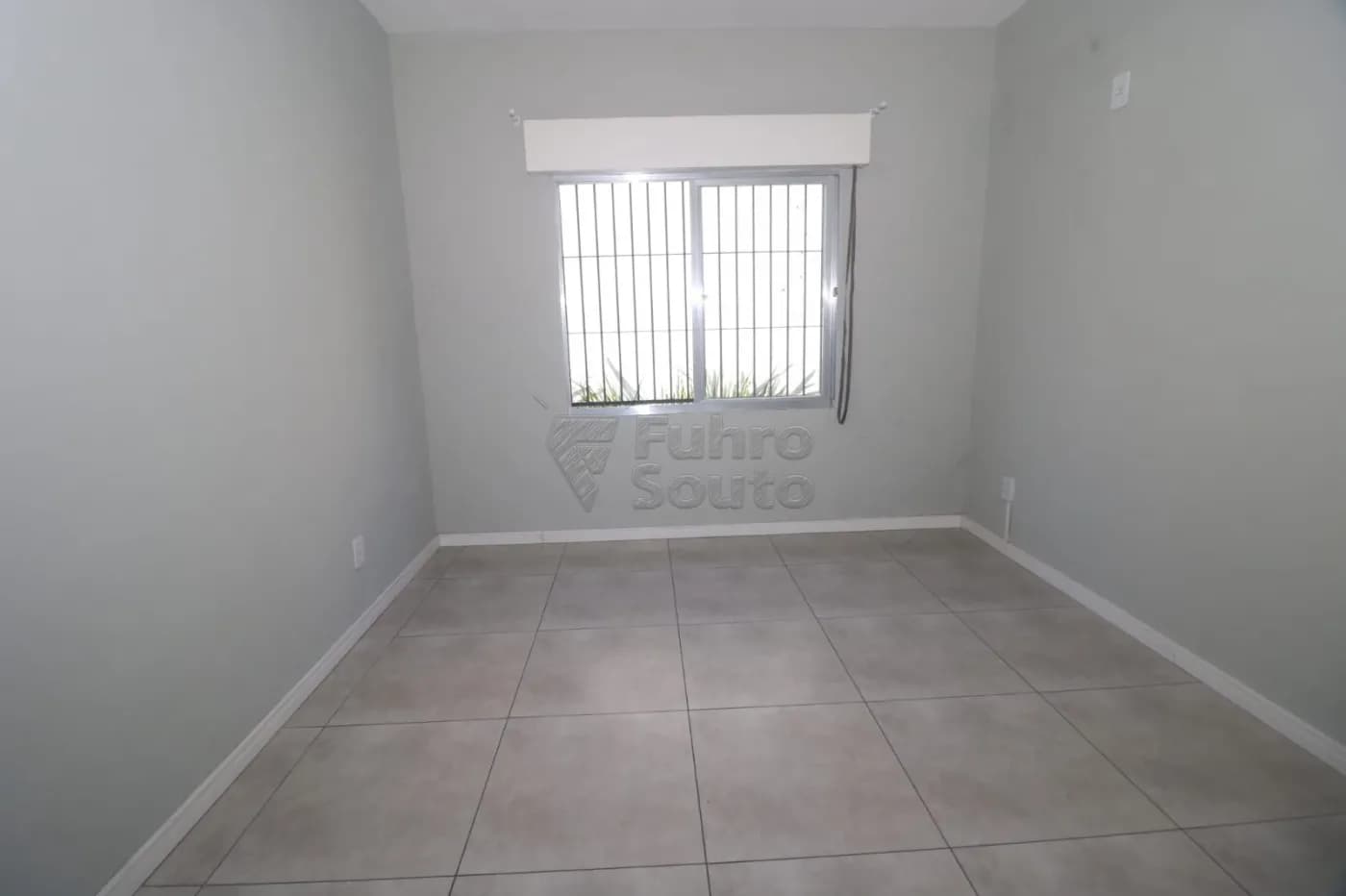 8w1zm-pelotas-casa-padrao-centro-16-03-2026_15-37-45-69b84df9314dc.webp