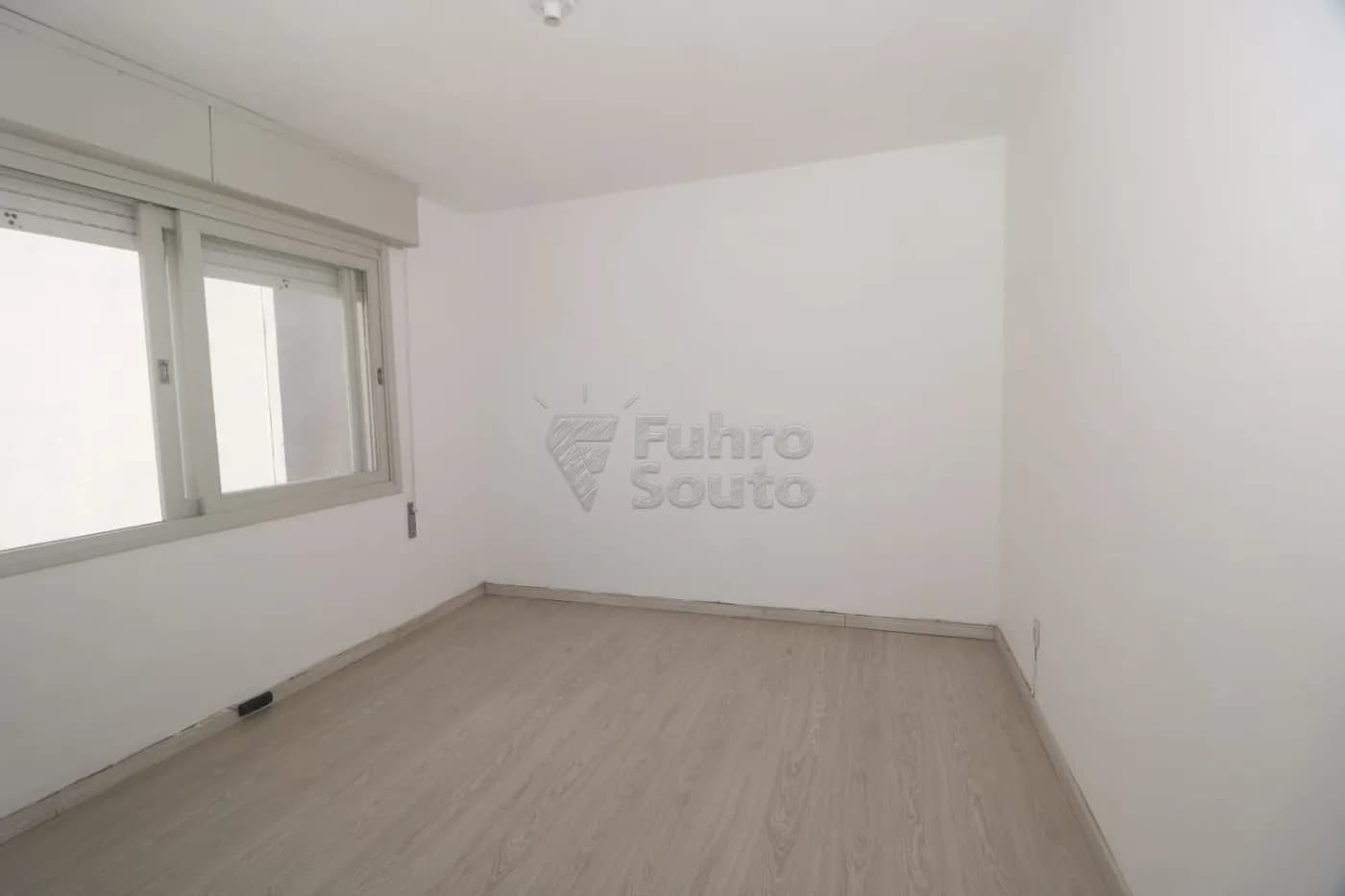 8xaro9-pelotas-apartamento-padrao-centro-25-05-2026_16-05-14-6a149d6ae82b5.webp