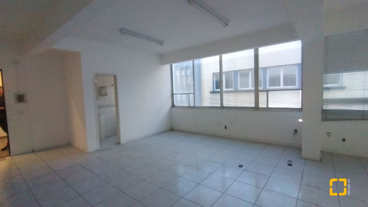 8xlxtm-iXyz74J8b69485_55981685ed0b3be270.jpg