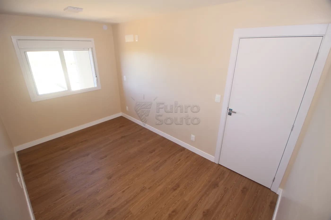 8y3vu9-pelotas-apartamento-padrao-sao-goncalo-22-10-2025_00-58-47-16.webp
