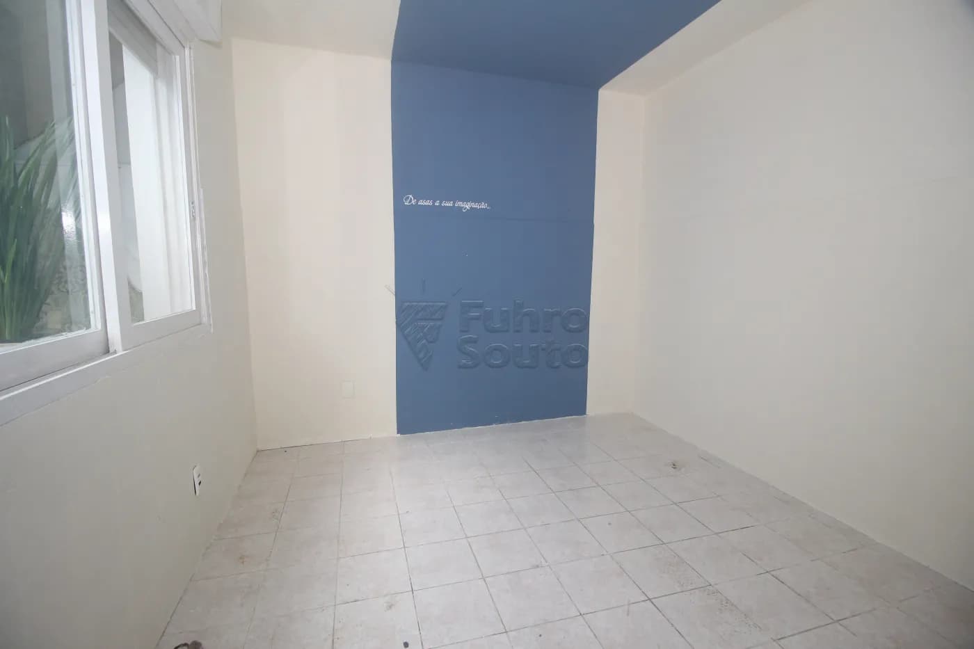 8y5vh6-pelotas-casa-padrao-centro-22-09-2025_23-38-40-31.webp