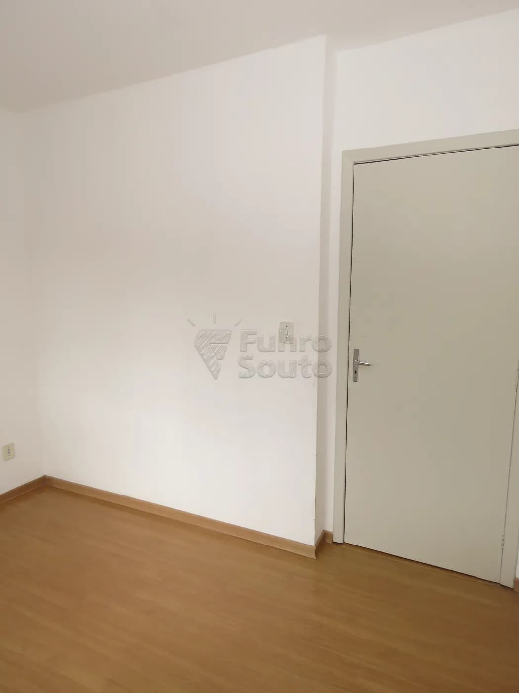9762cj-pelotas-apartamento-padrao-centro-25-11-2025_01-29-54-13.webp