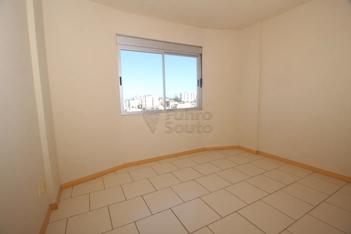 9ahs0a-pelotas-apartamento-padrao-centro-31-05-2025_01-24-53-14.webp