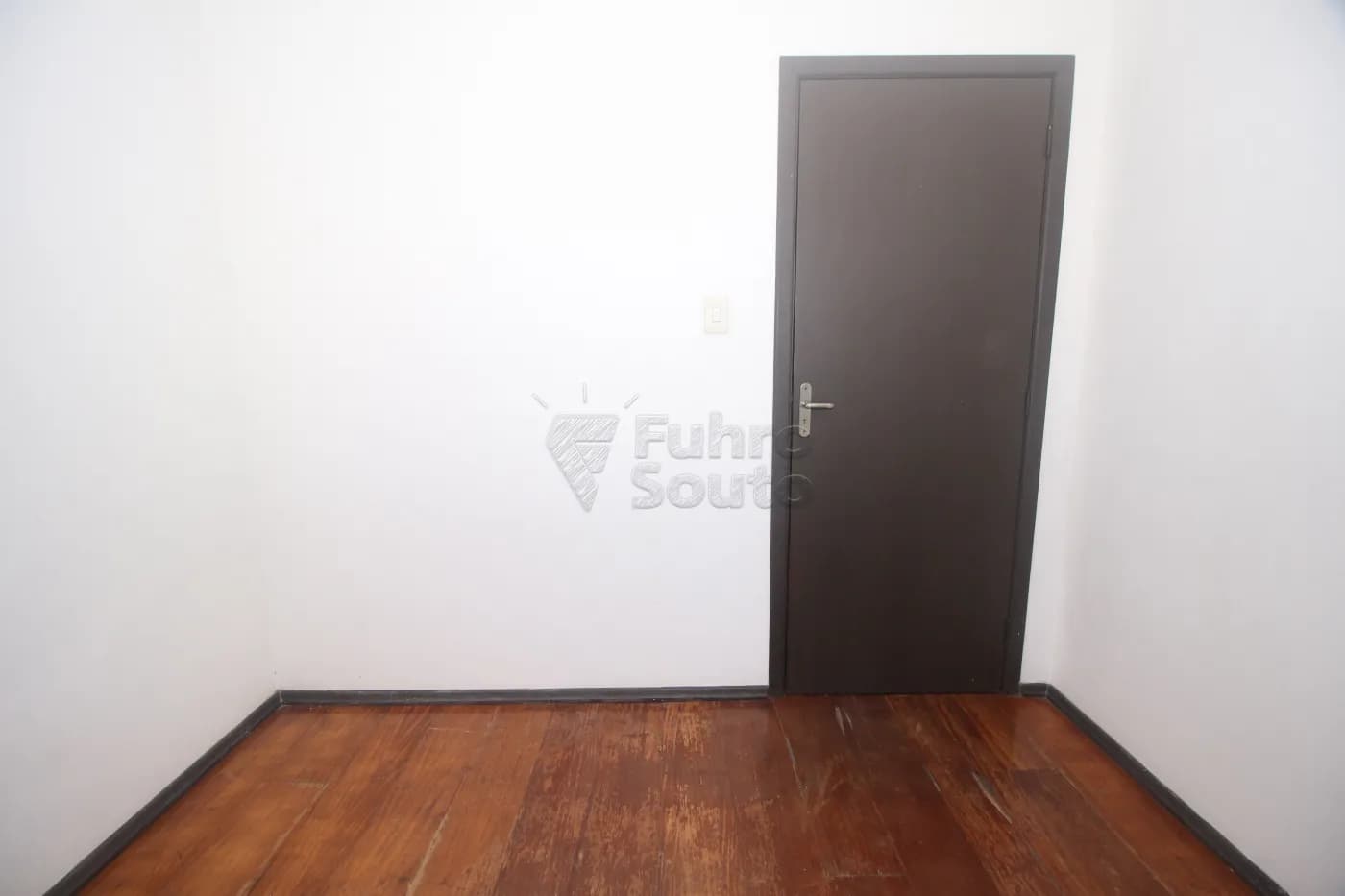 9ateou-pelotas-apartamento-padrao-tres-vendas-04-10-2025_02-29-53-9.webp