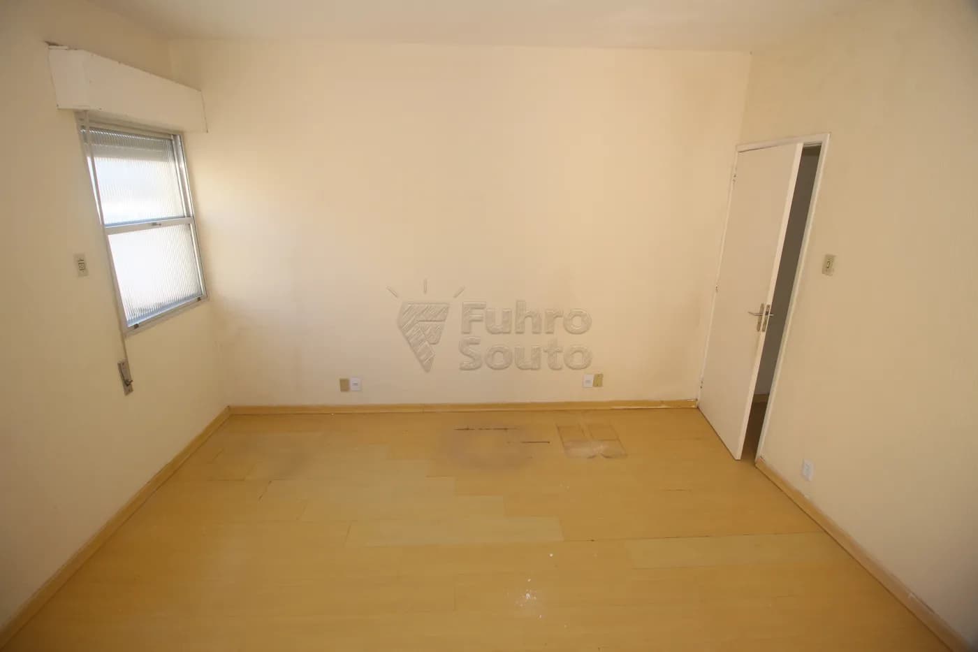 9ay9gw-pelotas-casa-padrao-centro-04-11-2025_01-04-25-60.webp