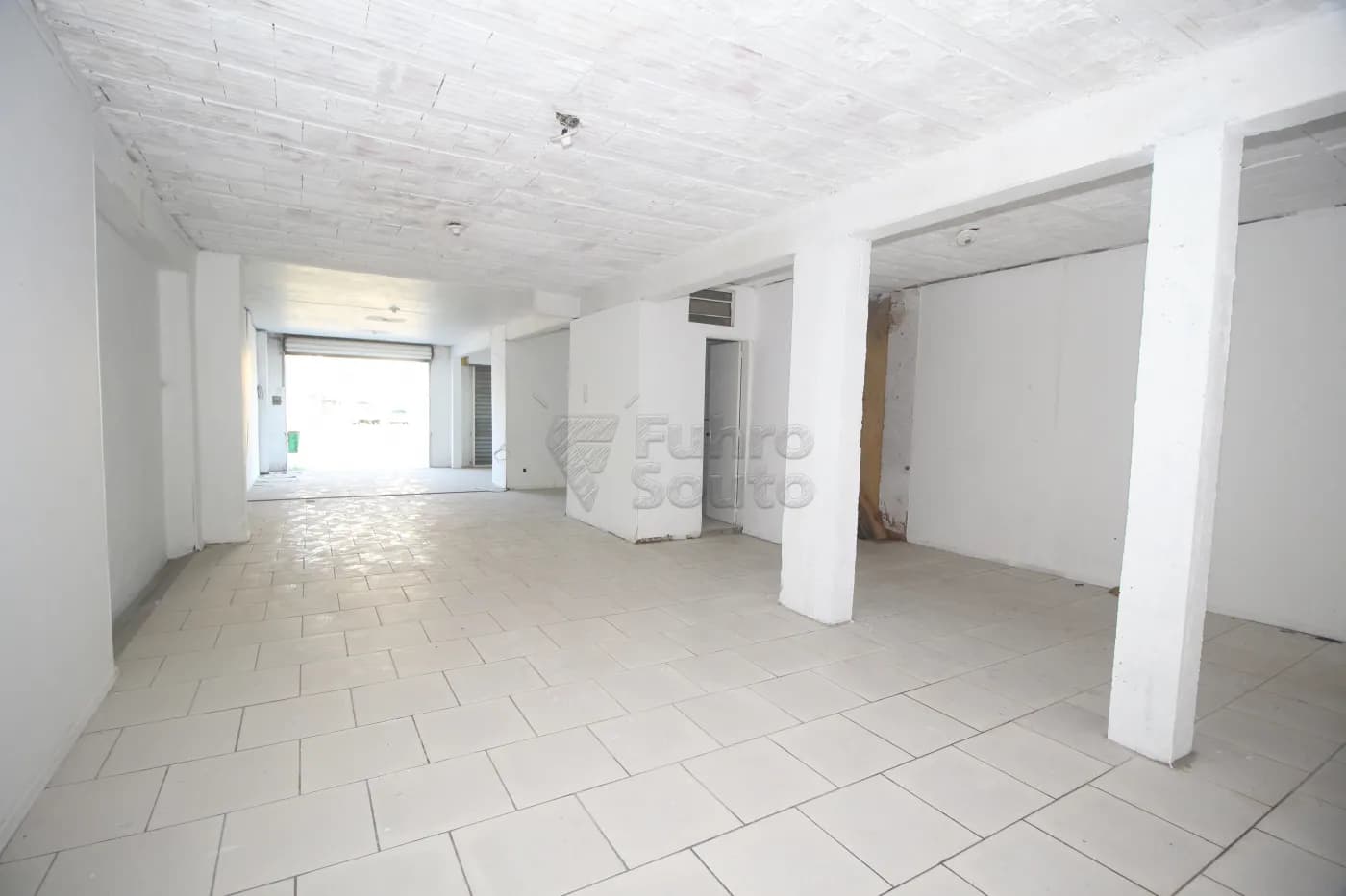 9c8nnd-pelotas-comercial-sala-em-condominio-fragata-14-02-2025_00-57-16-9.webp