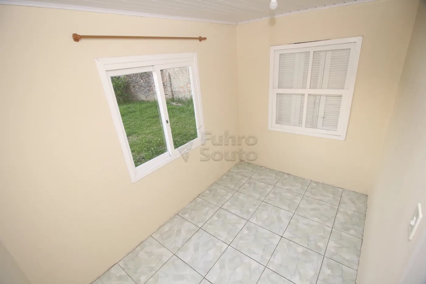 9ijf9-pelotas-casa-padrao-tres-vendas-05-12-2024_00-15-30-20.webp